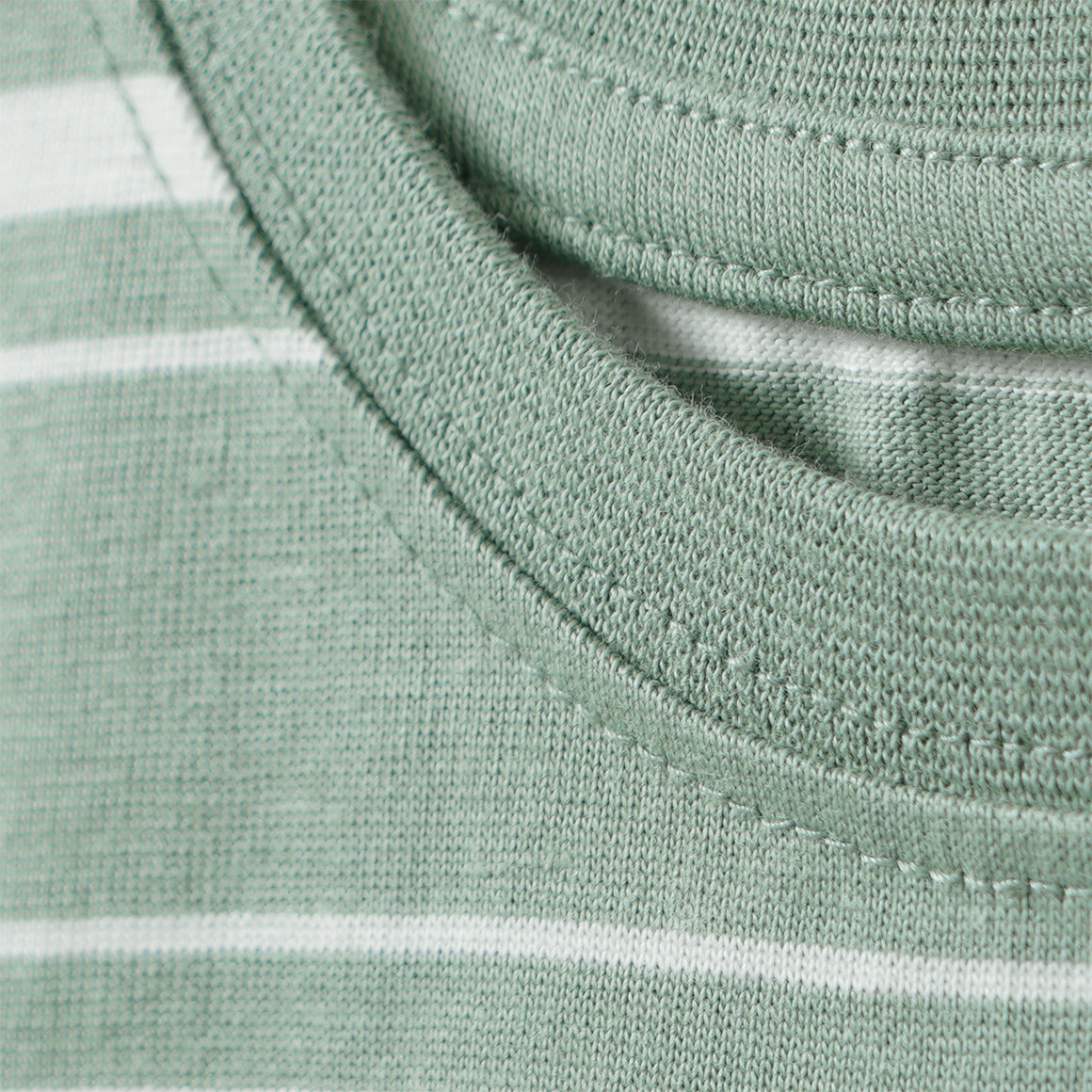 Jungen T-Shirt im Streifen-Look