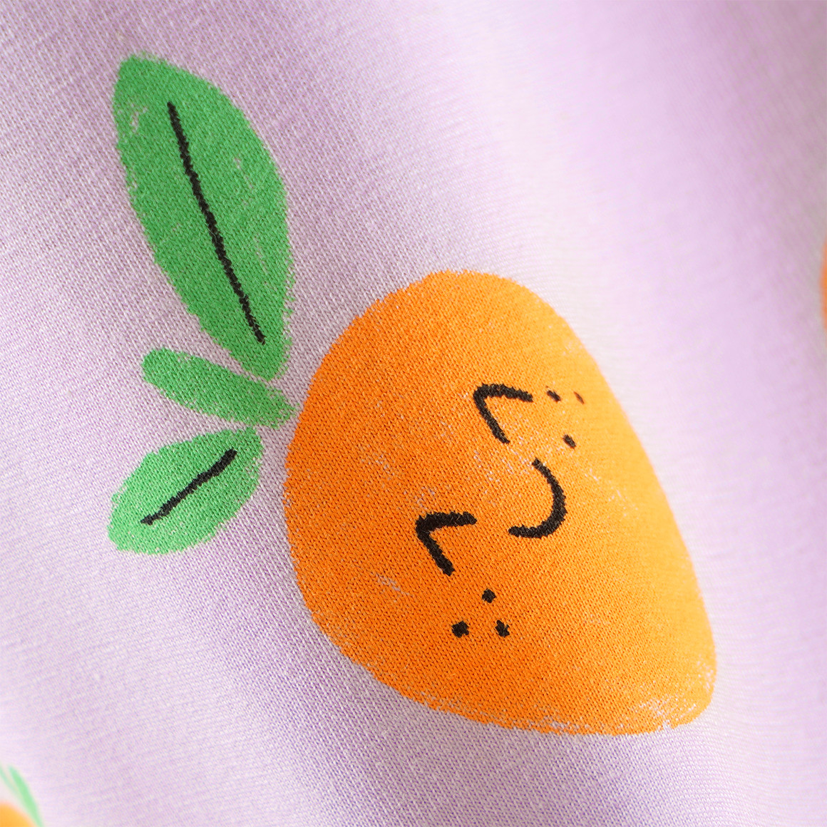 3 Mädchen T-Shirts mit bunten Motiven