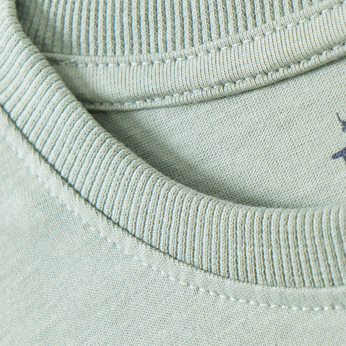 Jungen T-Shirt mit Dino-Motiven