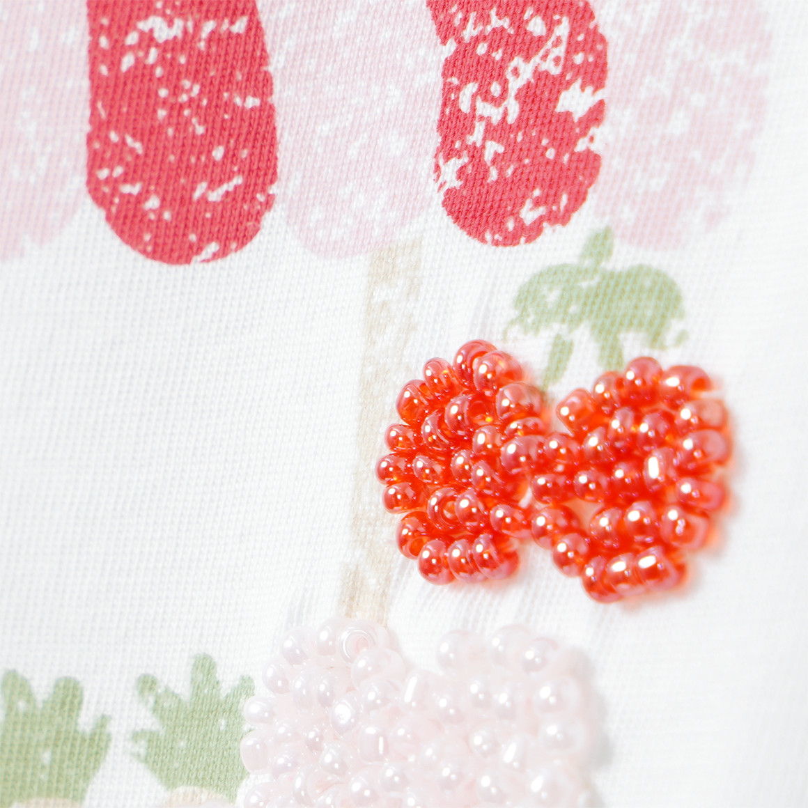 Mädchen T-Shirt mit Perlen-Details
