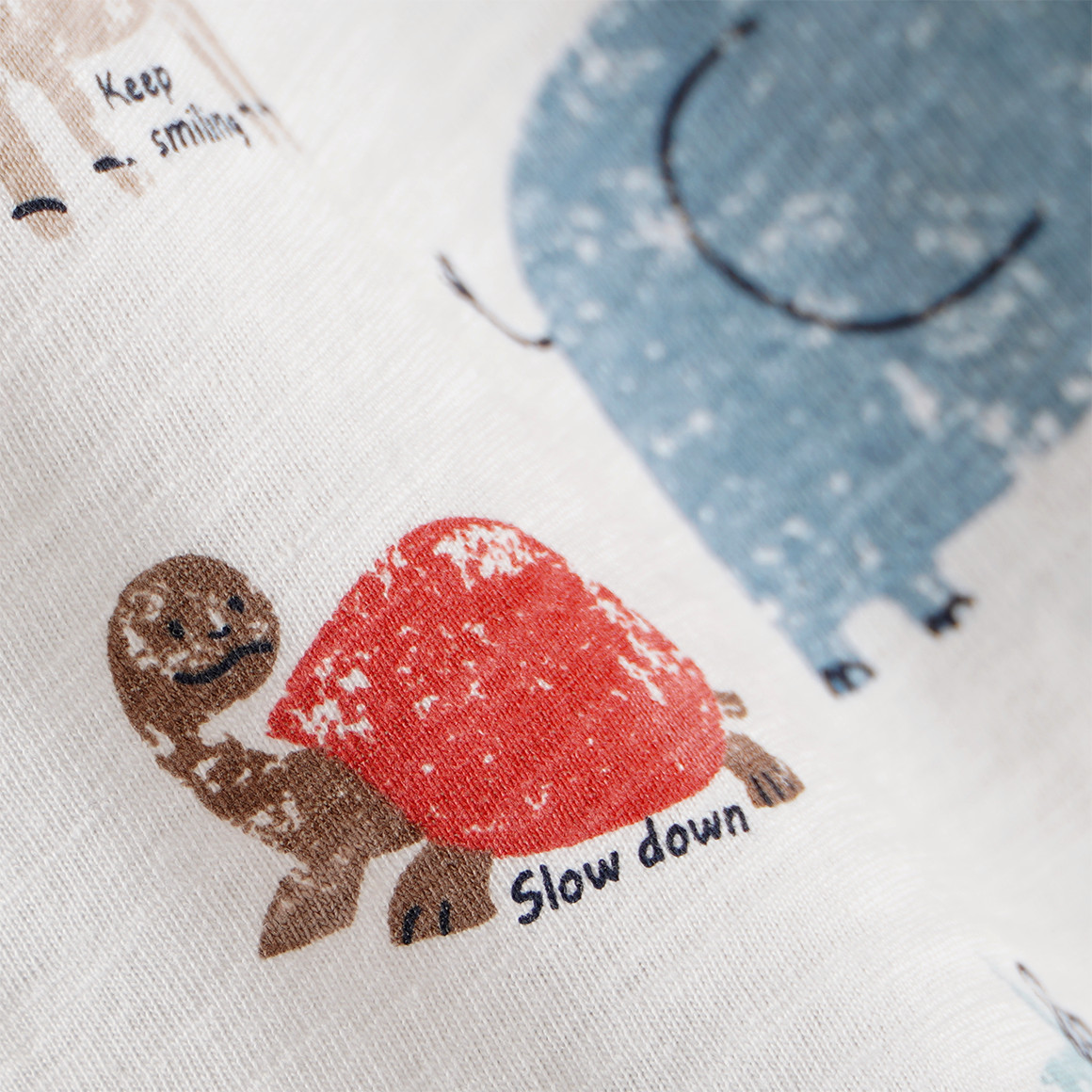 Baby T-Shirt mit Safari-Motiven