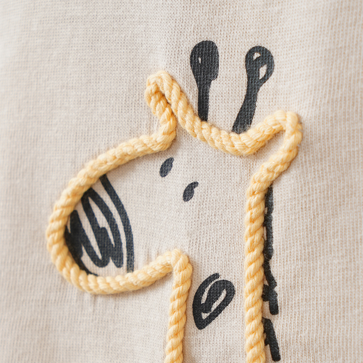 Baby T-Shirt mit Giraffen-Motiv