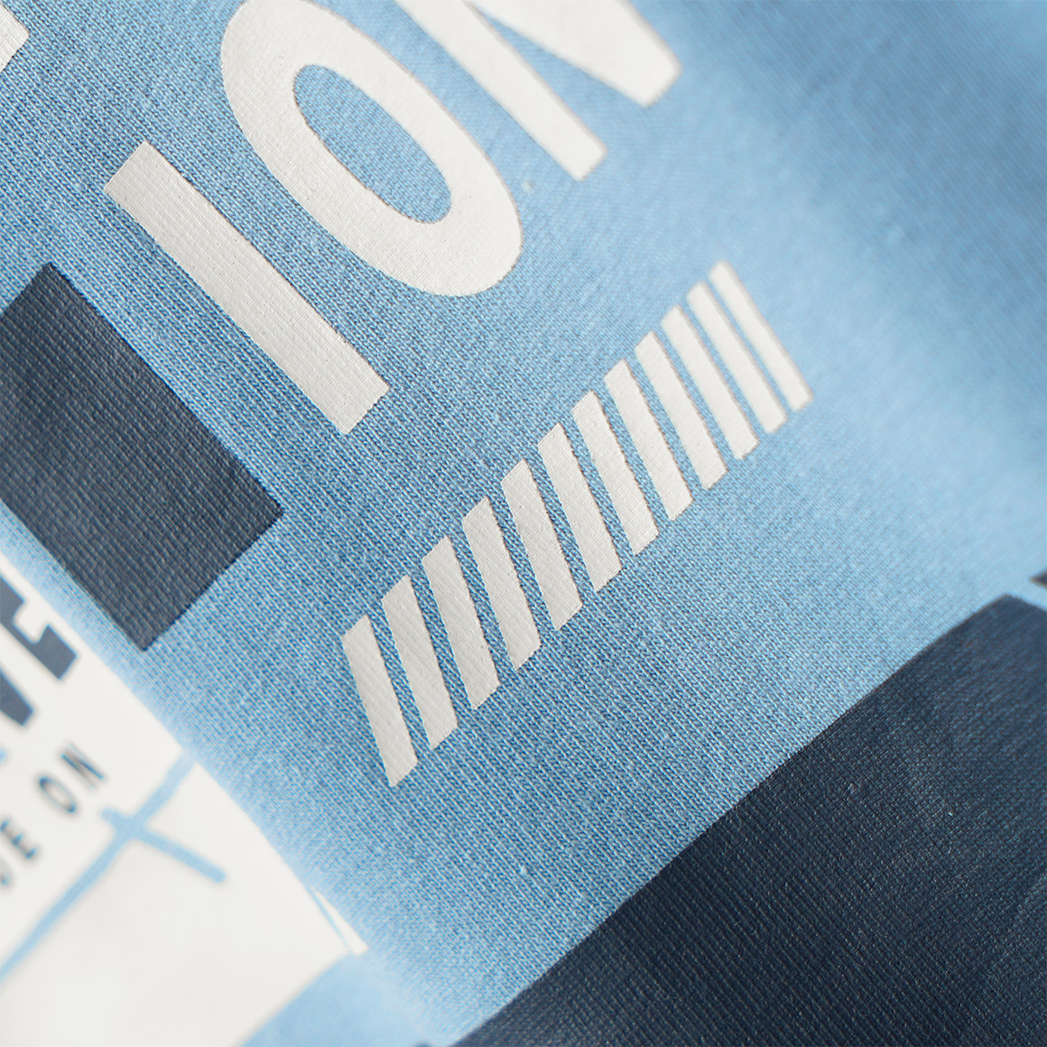 Jungen T-Shirt mit Brust-Print