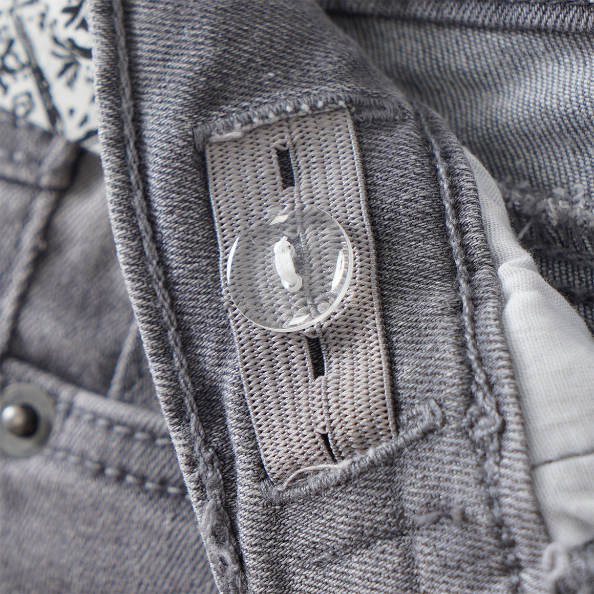 Mädchen Jeansshorts mit Stoffgürtel