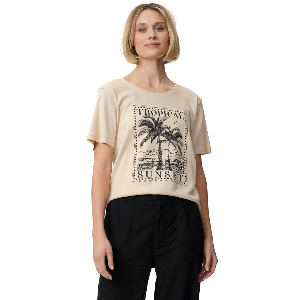 Dames T-shirt met versierde print