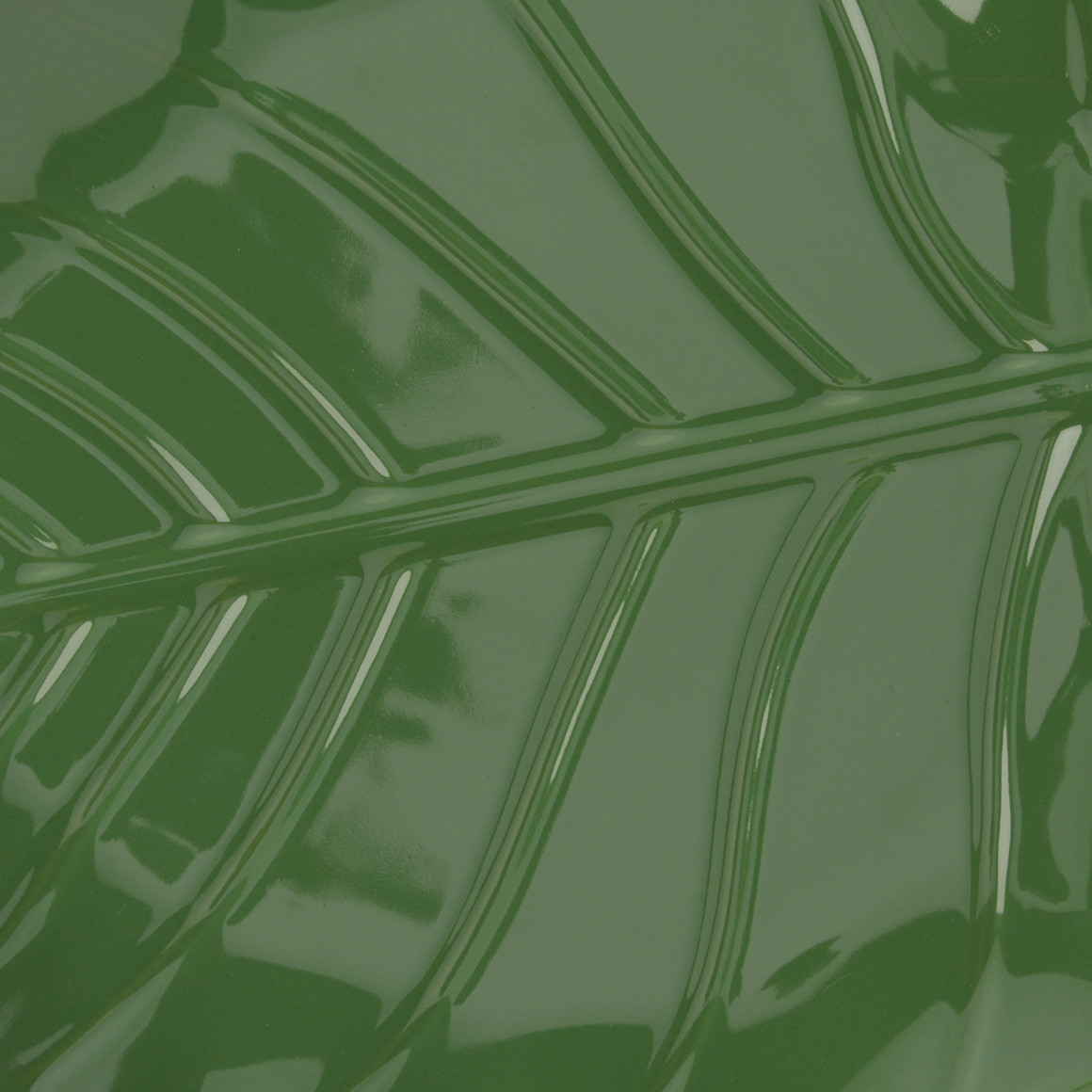 Servierplatte in Blatt-Design
