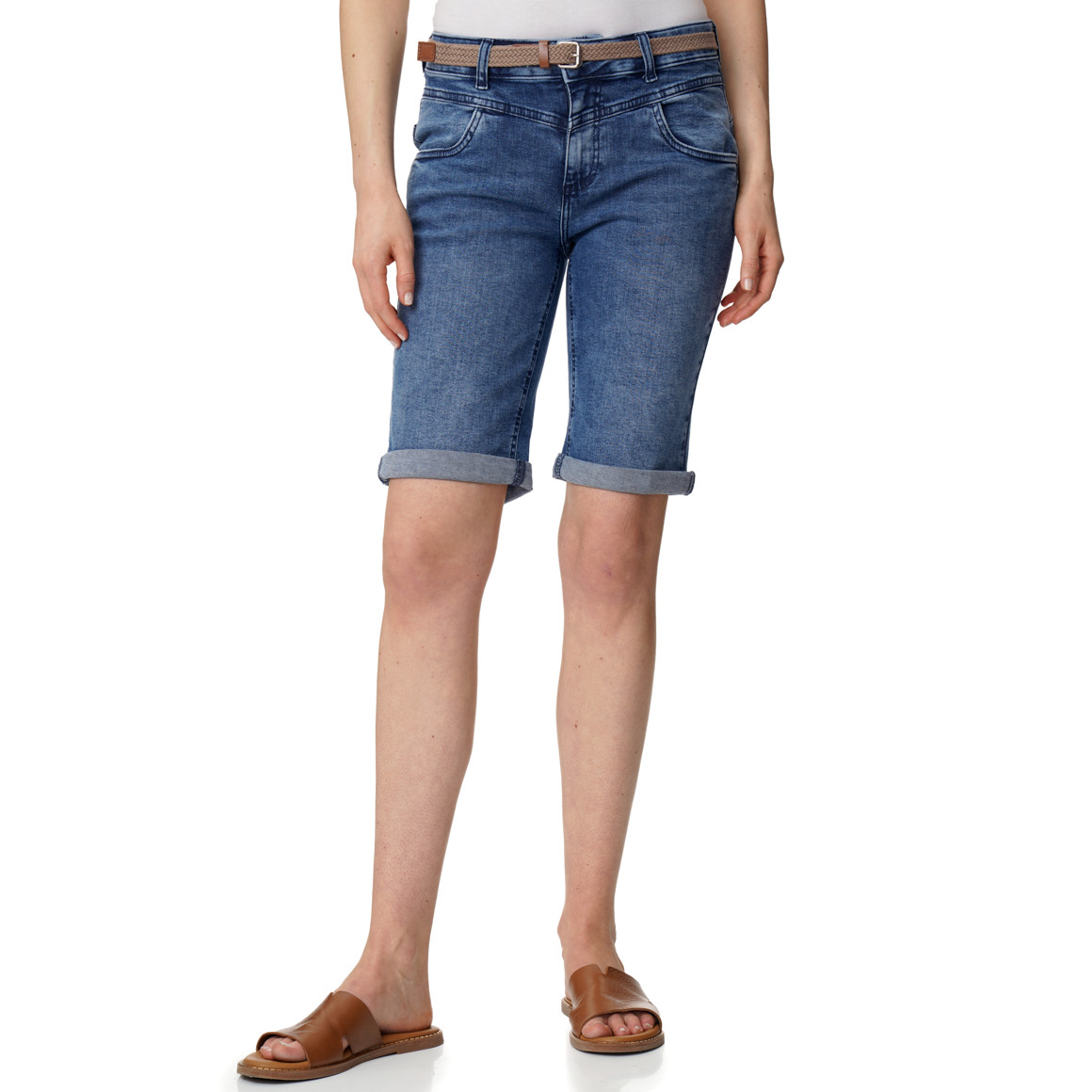 Damen Slim-Jeansshorts mit Gürtel