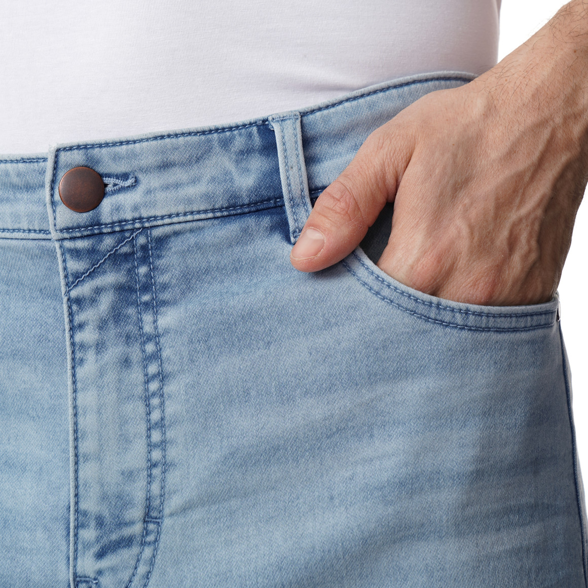 Herren Jeansshorts aus stretchigem Denim
