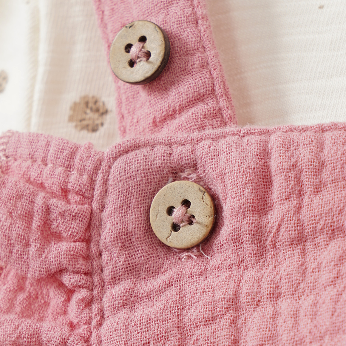 Newborn Set mit Latzhose und T-Shirt