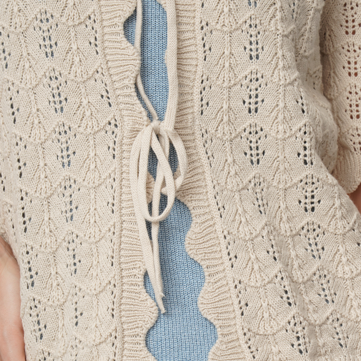 Damesvest met ajourpatroon