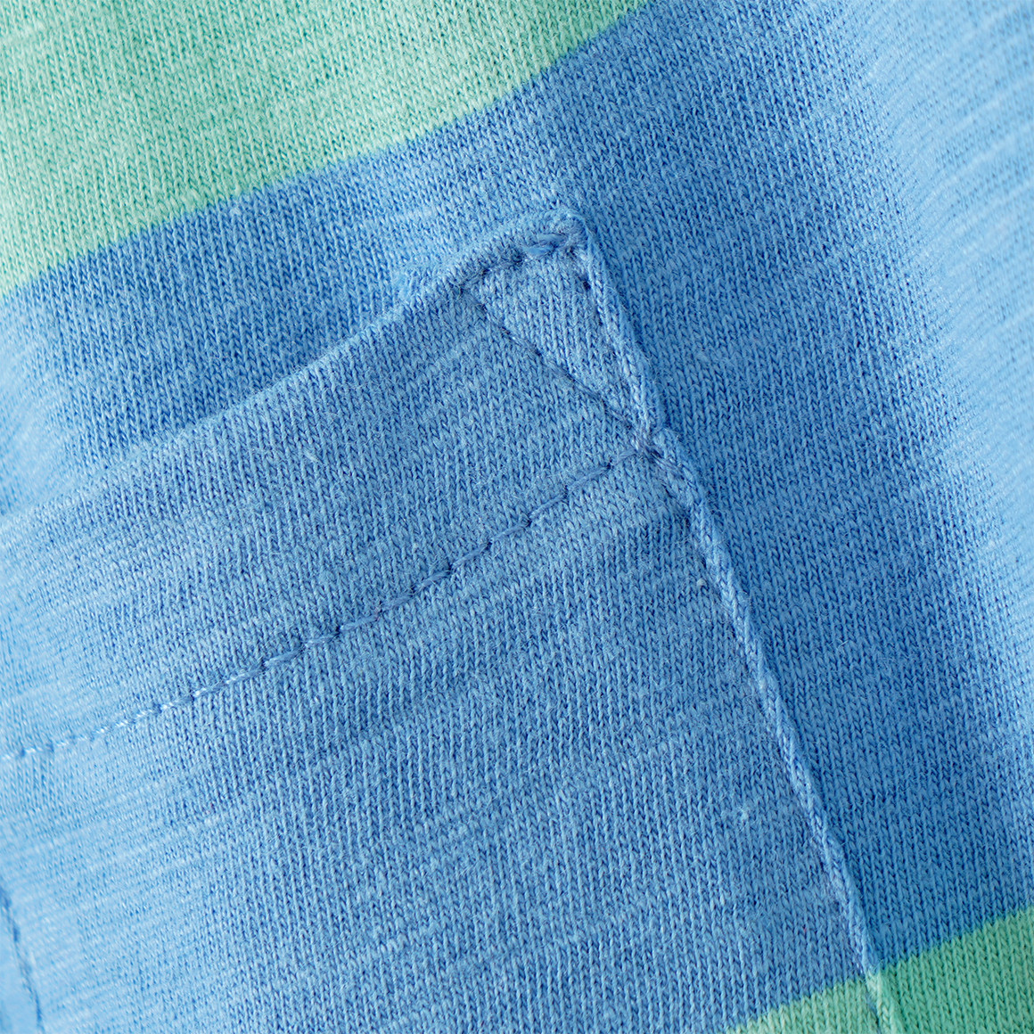 Jungen T-Shirt mit Brusttasche