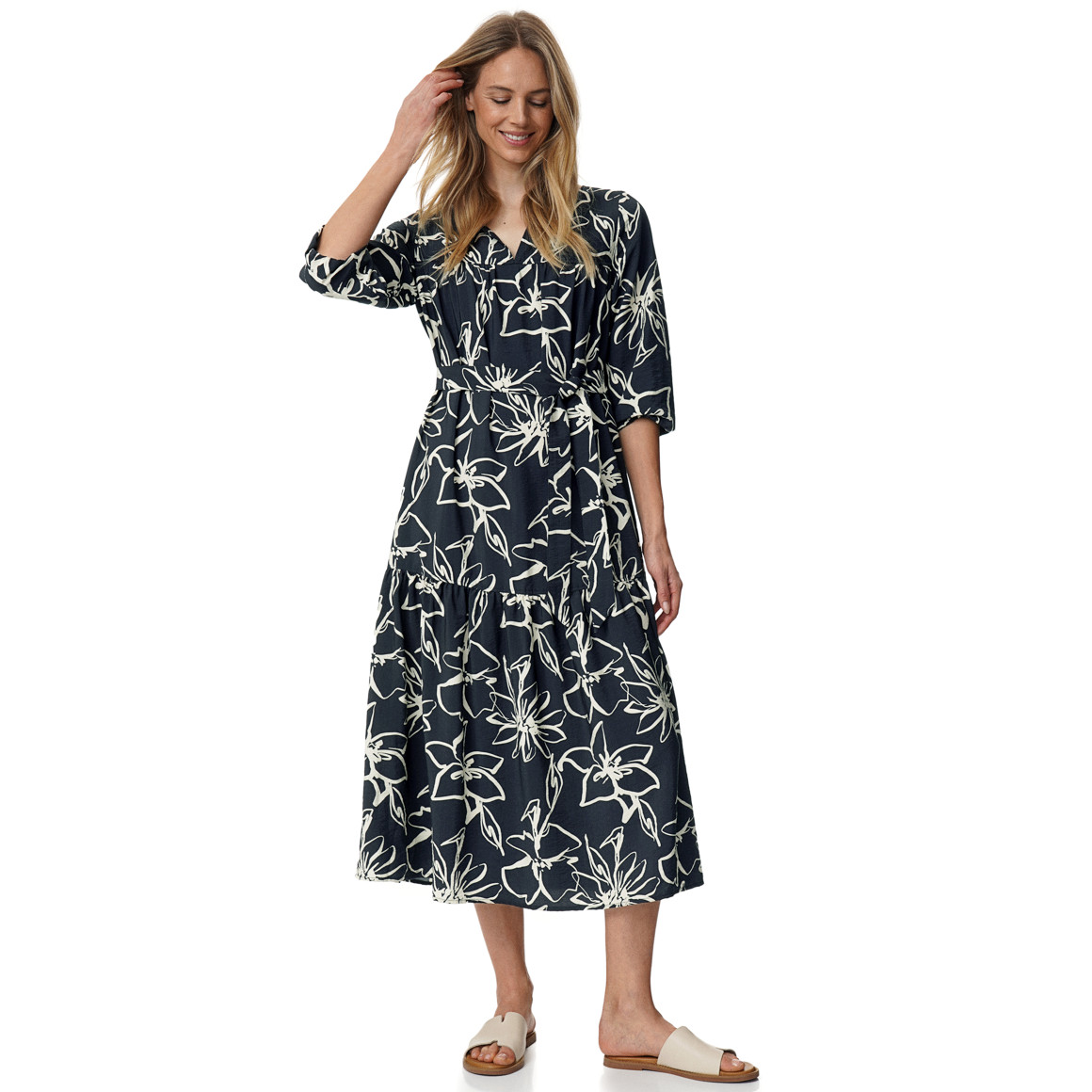 Damesjurk met bloemmotief