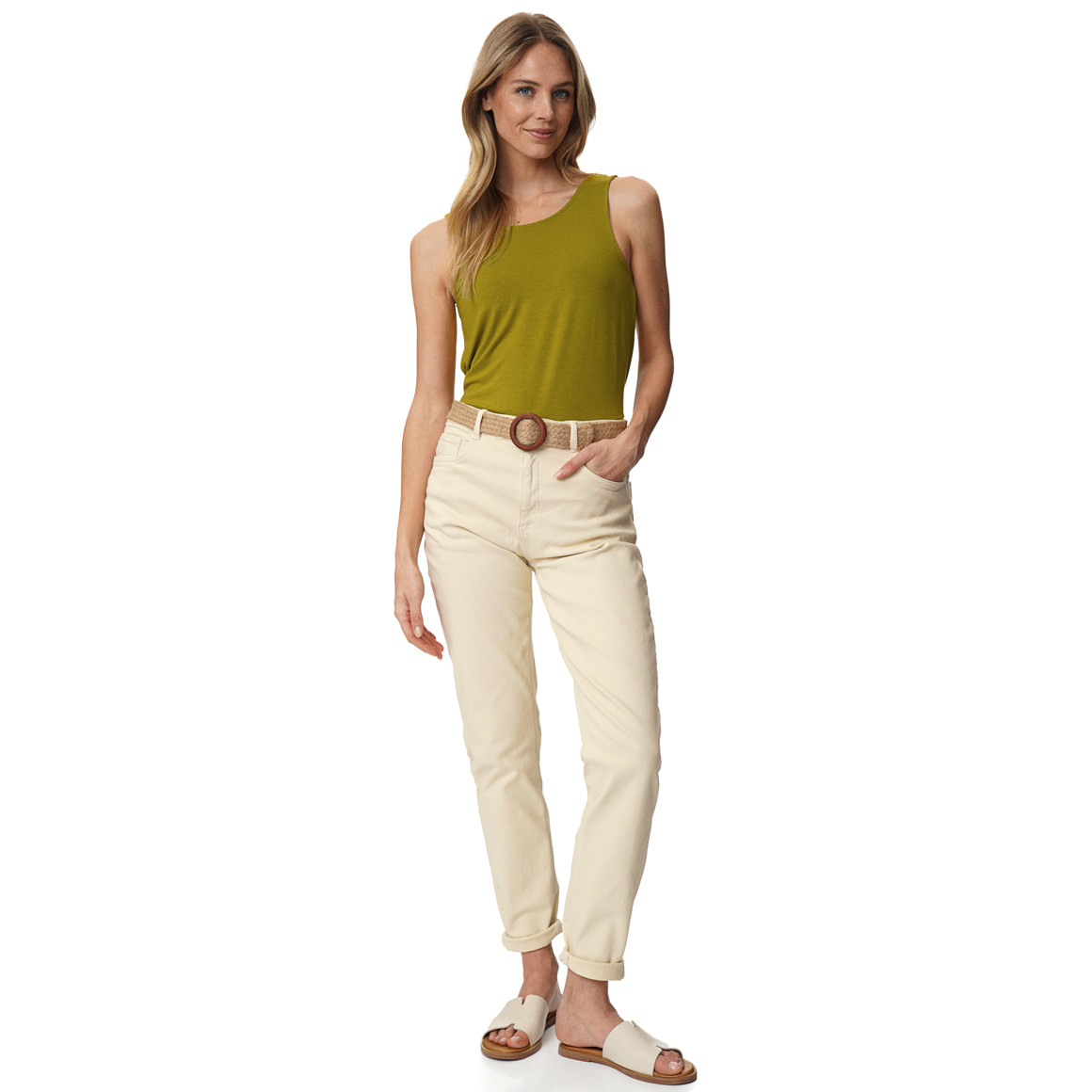 Dames mom-jeans met riem
