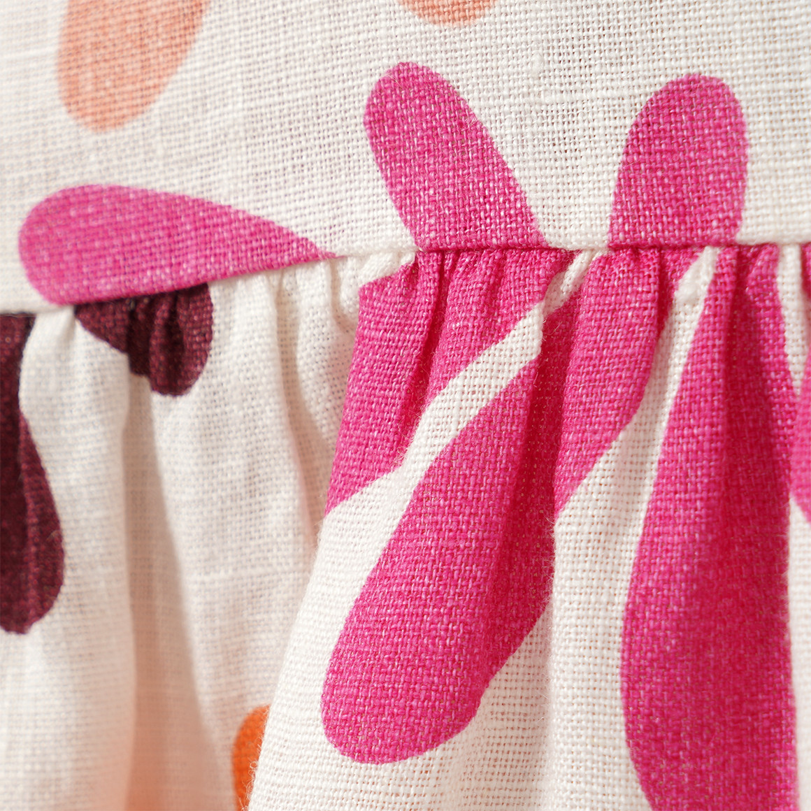 Linnen meisjesjurk met all-over patroon