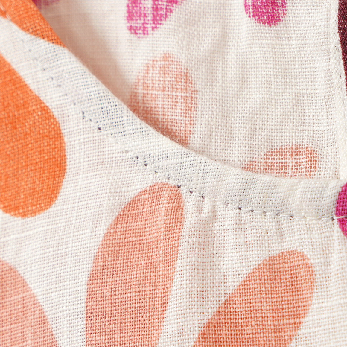 Linnen meisjesjurk met all-over patroon