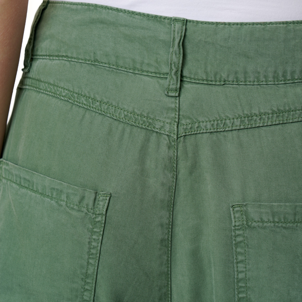 Damen Wide-Leg-Hose mit Knopfleiste