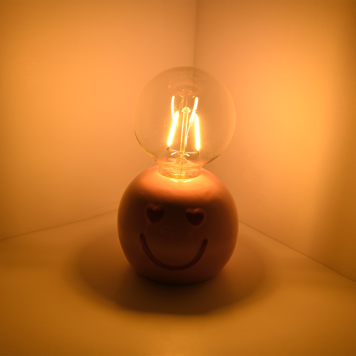 LED-lamp met gezicht