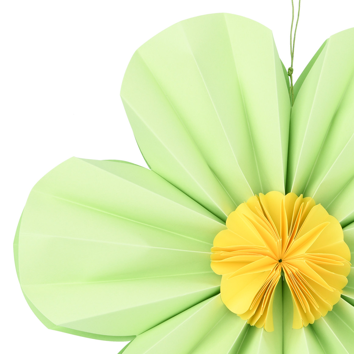 Decoratieve hanger met papieren bloem