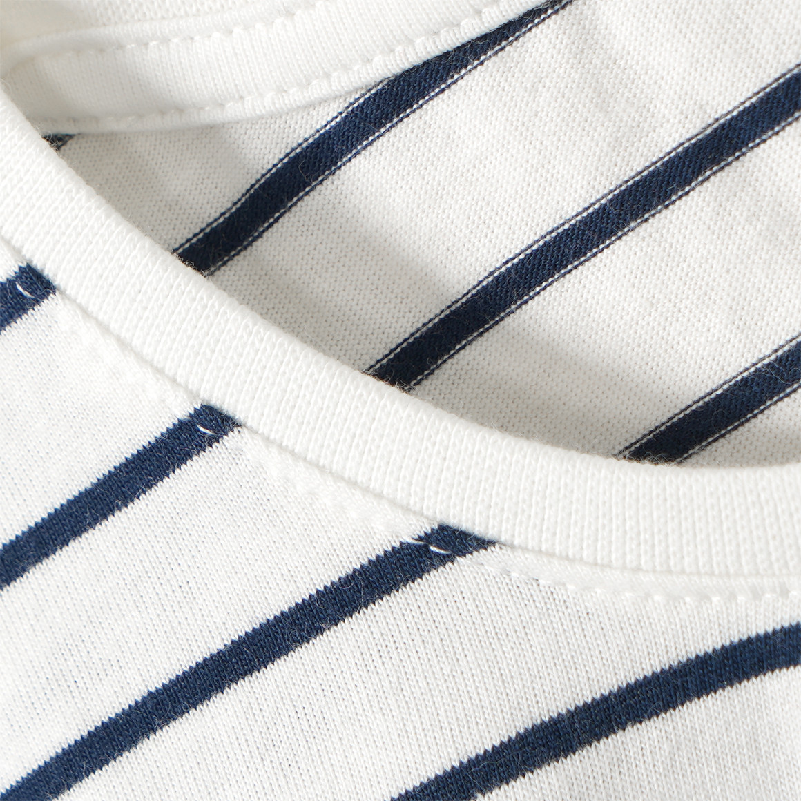 Mädchen T-Shirt mit Pferde-Motiv