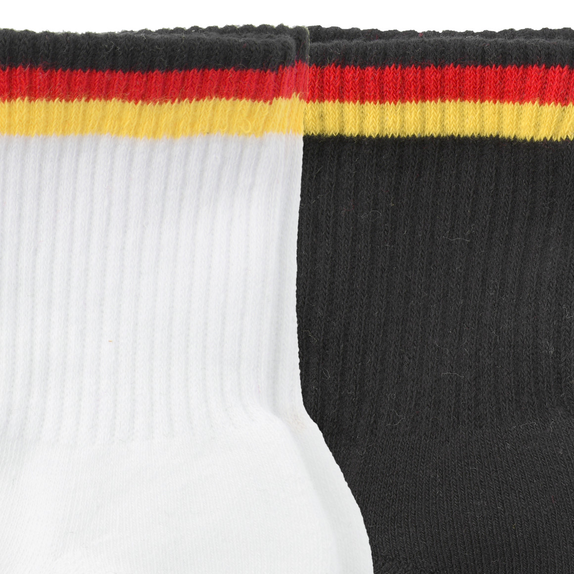2 Paar Kinder Socken im Fußball-Design