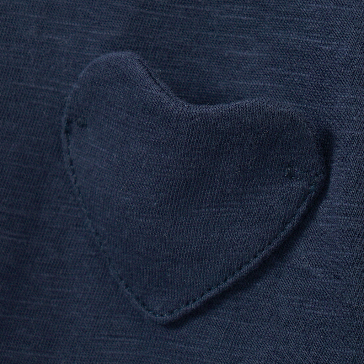 Baby T-Shirt mit Herz-Tasche