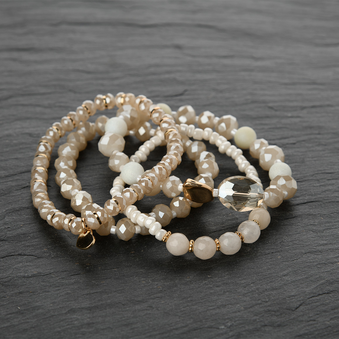4 Damen Armbänder im Set