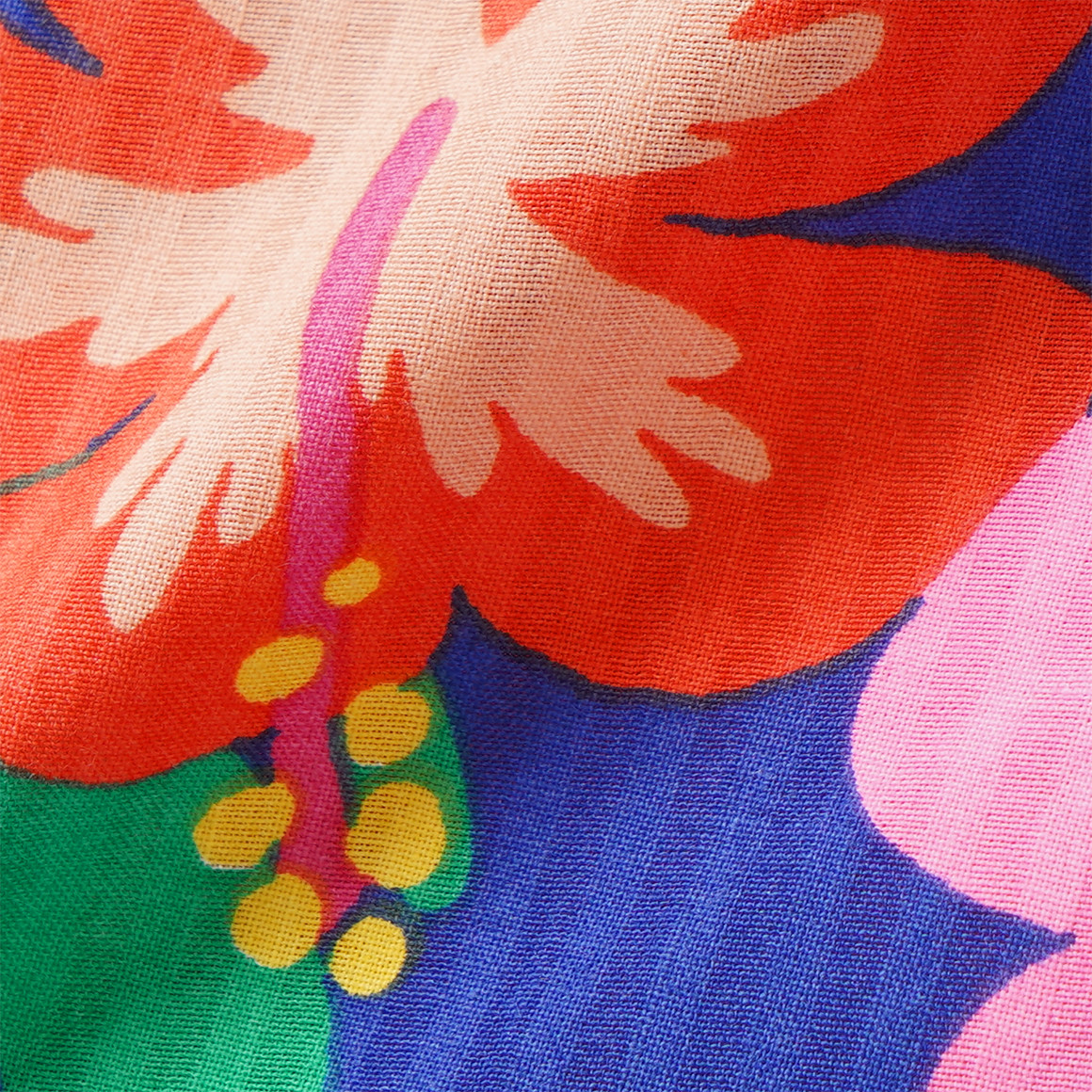 Jungen Hemd im Tropical-Look