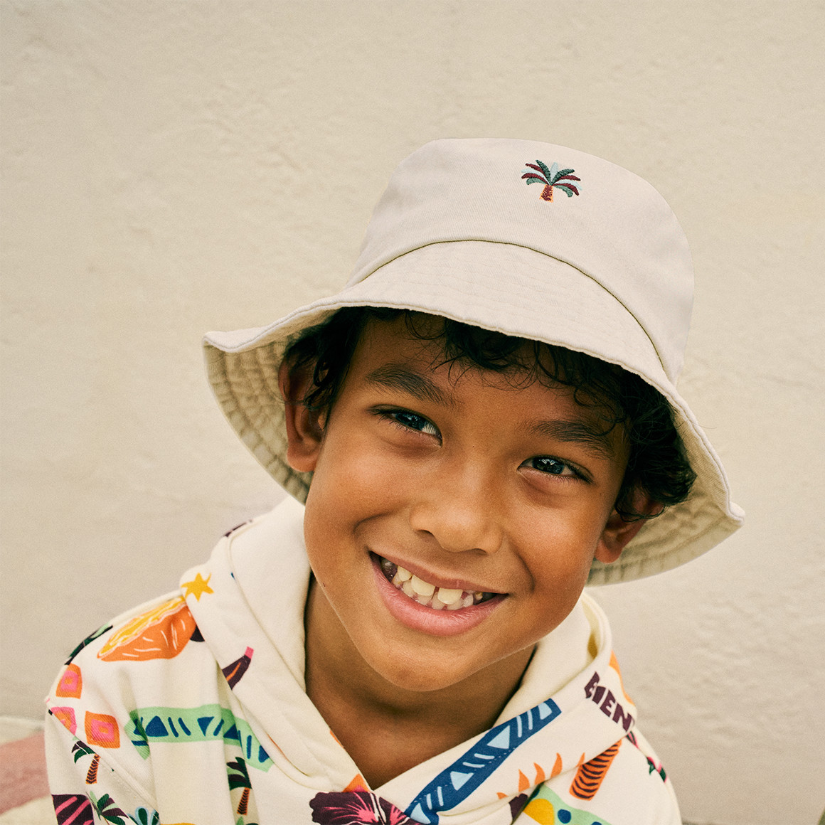 Kinder Hut mit Stickerei