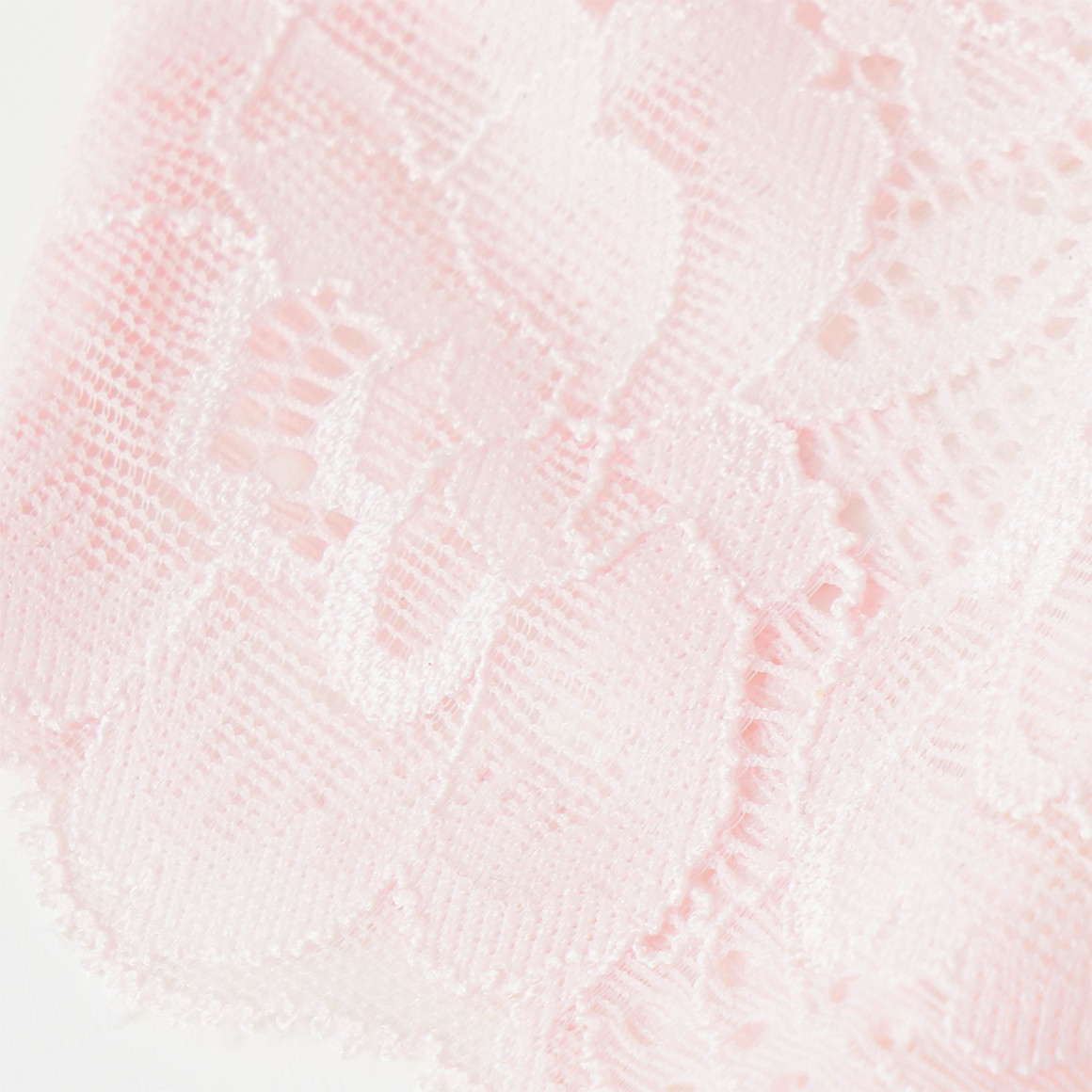 3 Damen Strings im Brazilian-Stil mit Spitze