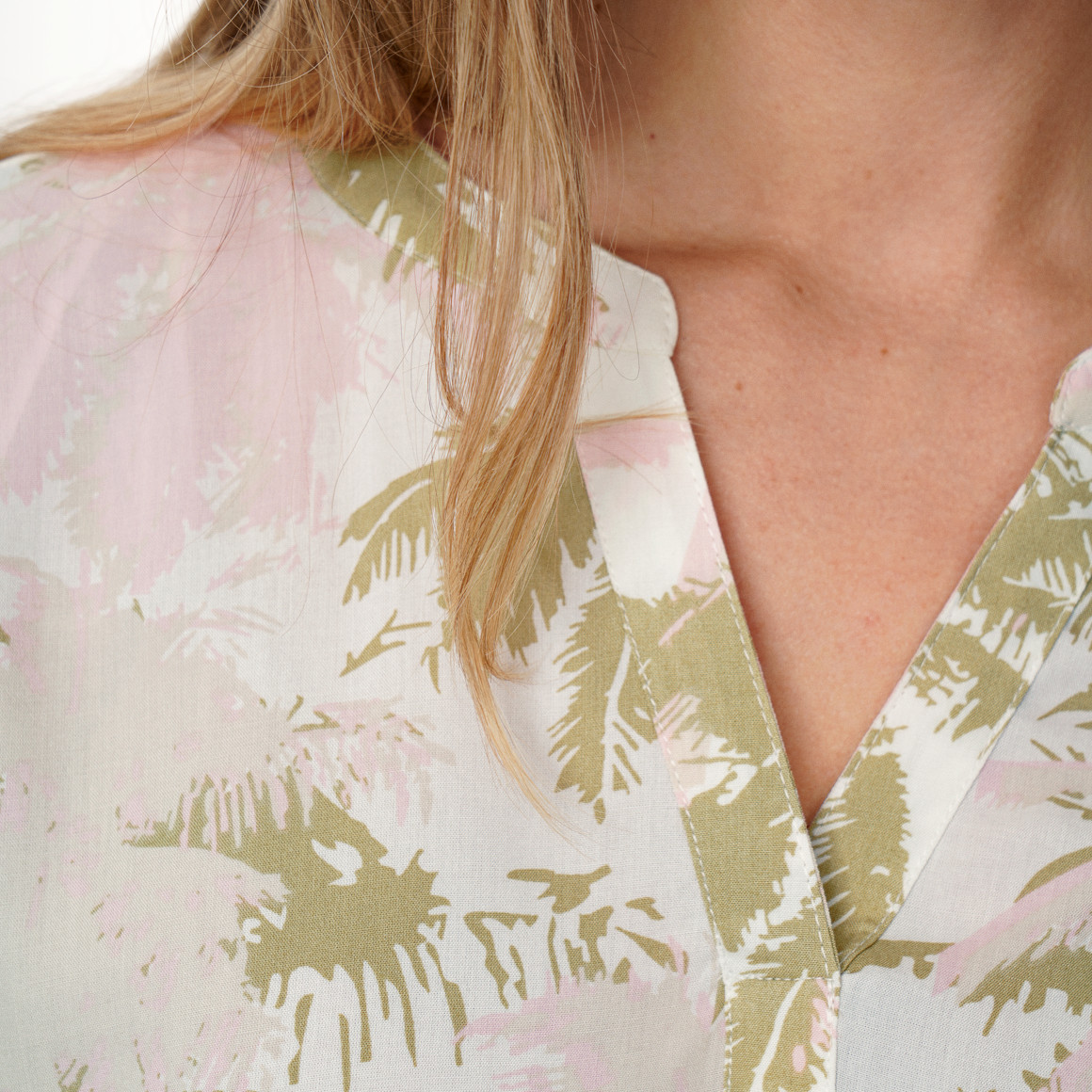 Damen Bluse mit Allover-Print