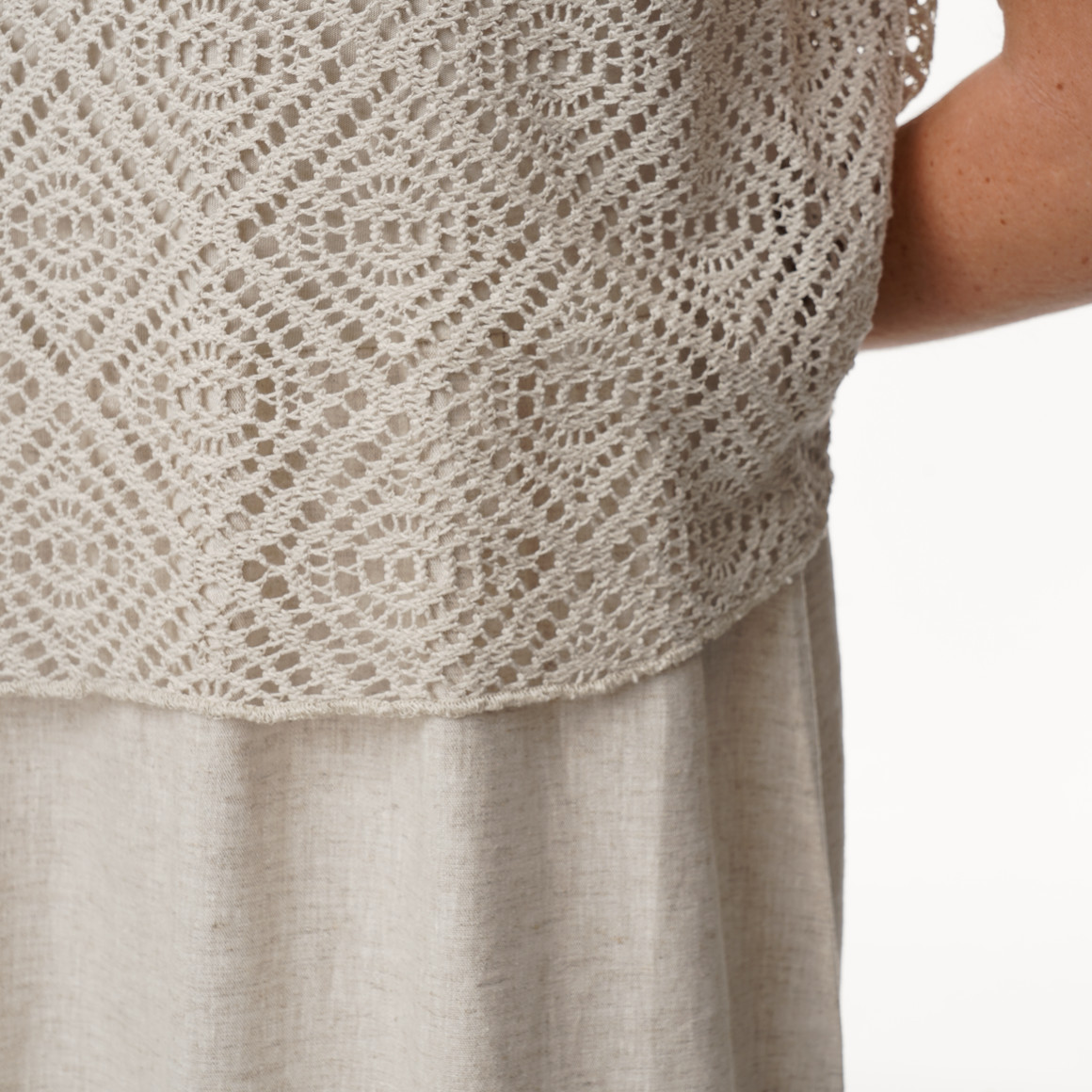 Damen Leinen-Kleid mit Häkeloberteil