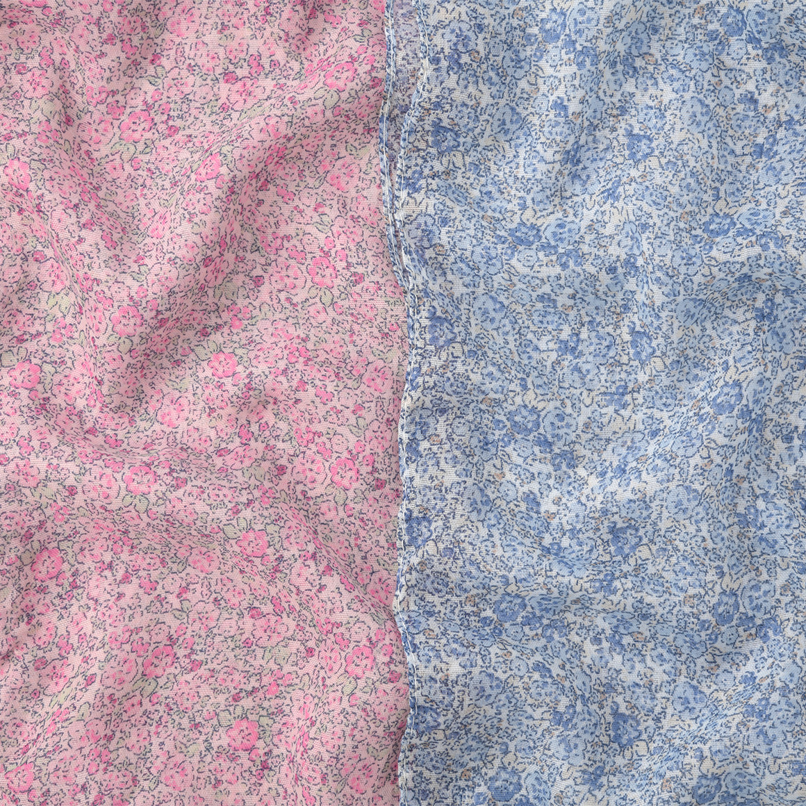 2 Mädchen Tücher mit Allover-Muster