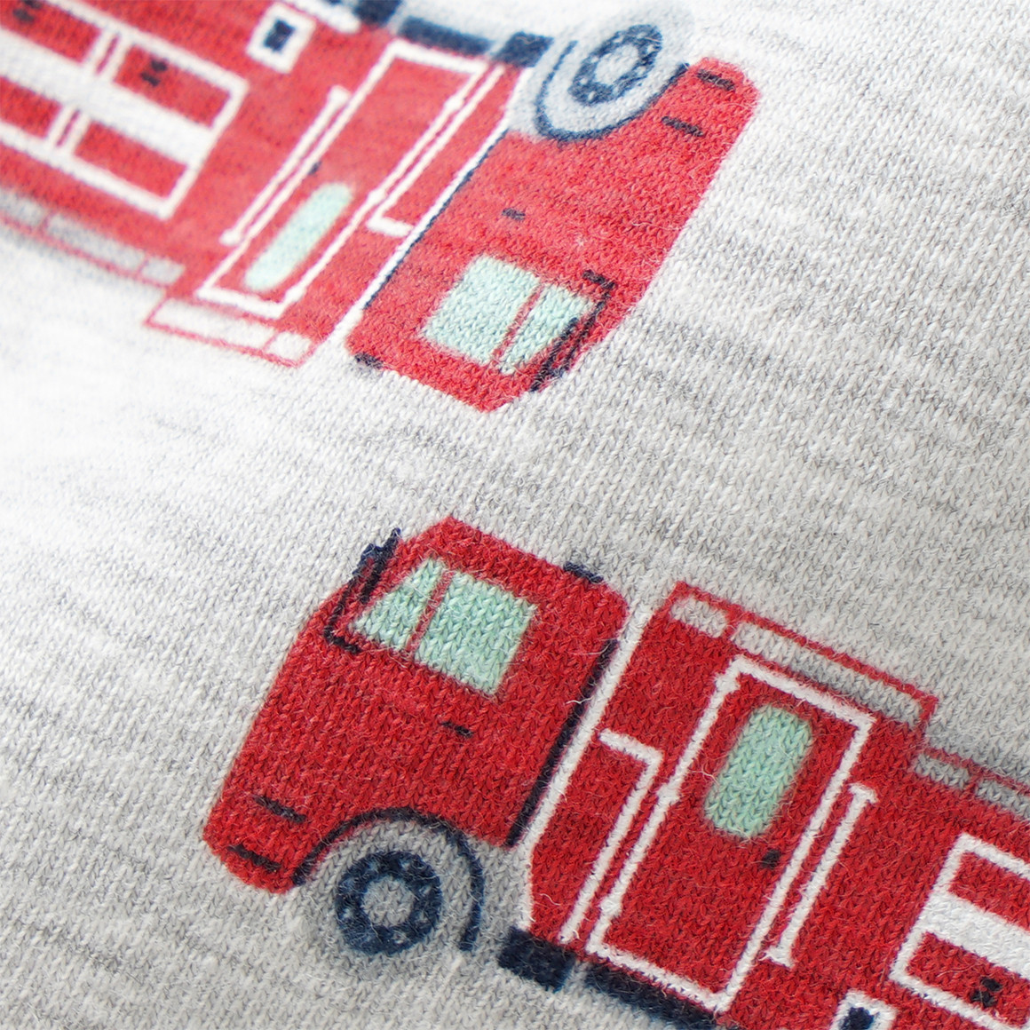3 Jungen Unterhemden mit Feuerwehr-Allover