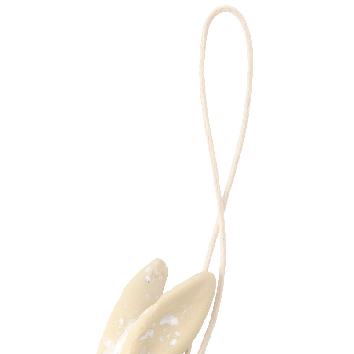 2 decoratieve hangers in de vorm van een haas