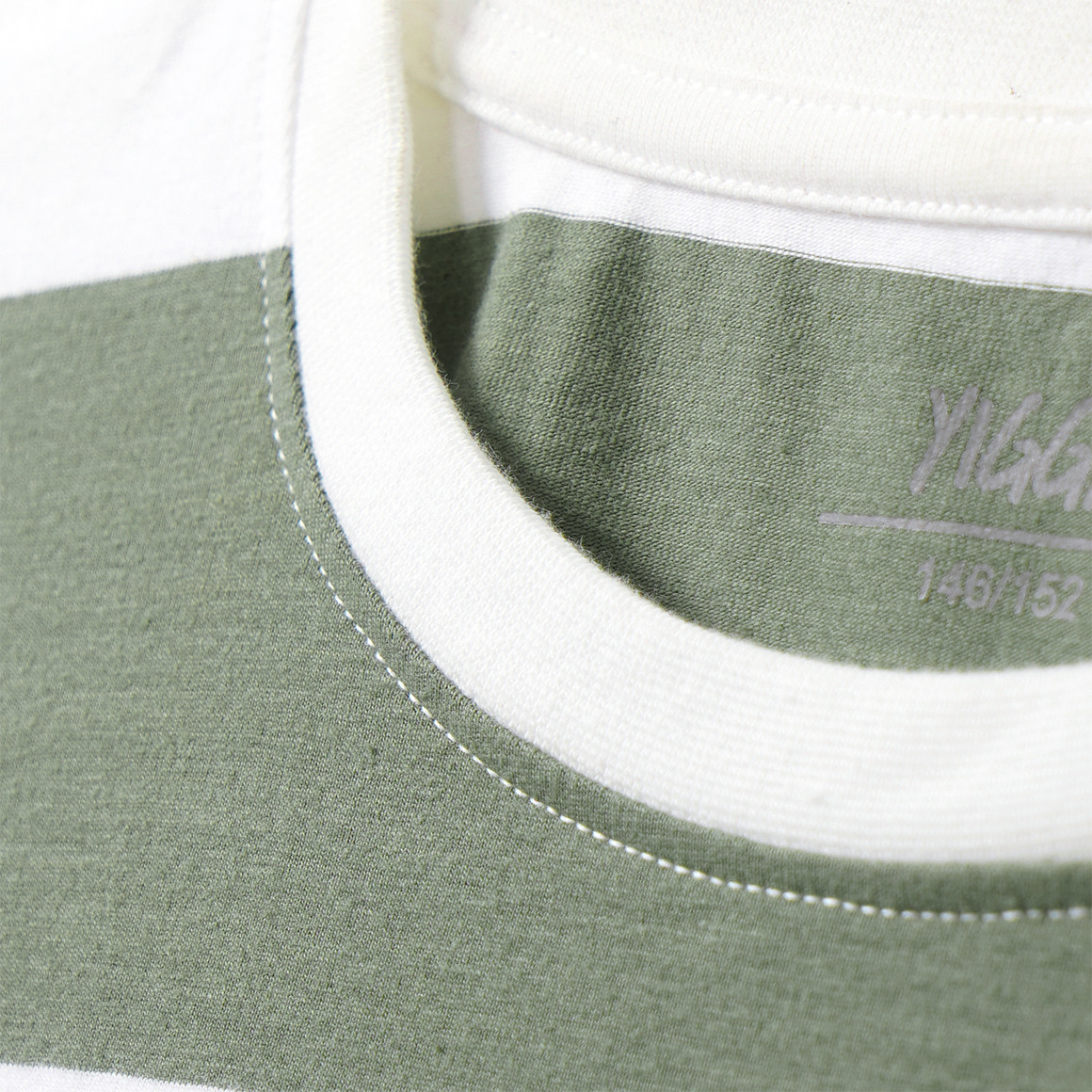 Jungen T-Shirt mit Streifen