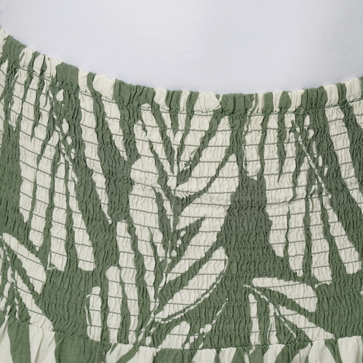 Damen Rock mit Smokbund