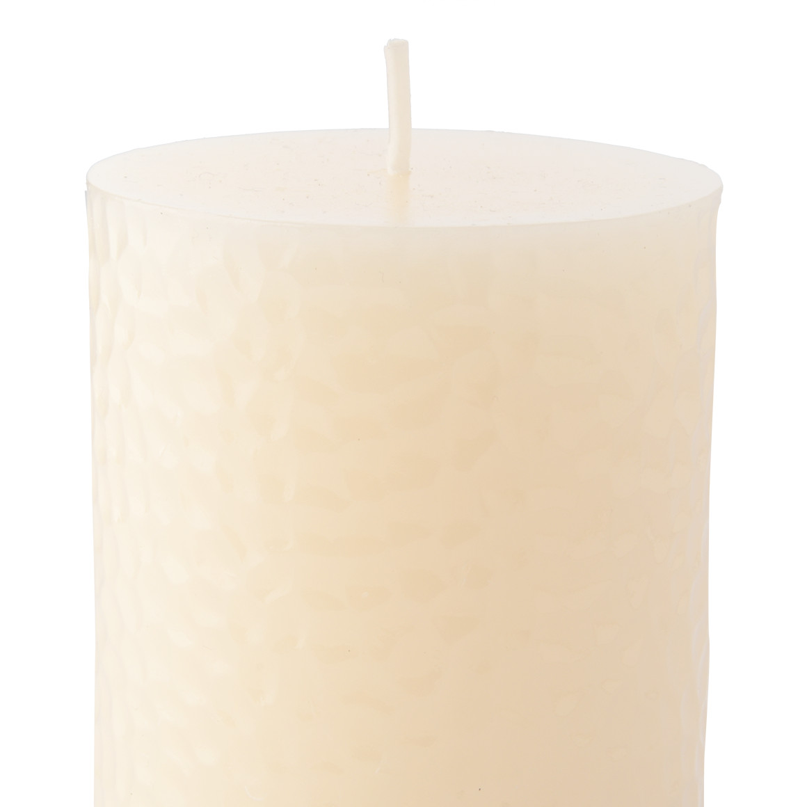 Stumpenkerze in Hammerschlag-Optik