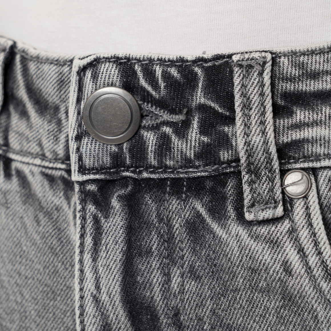 Damen Bermuda-Shorts in Denim-Optik