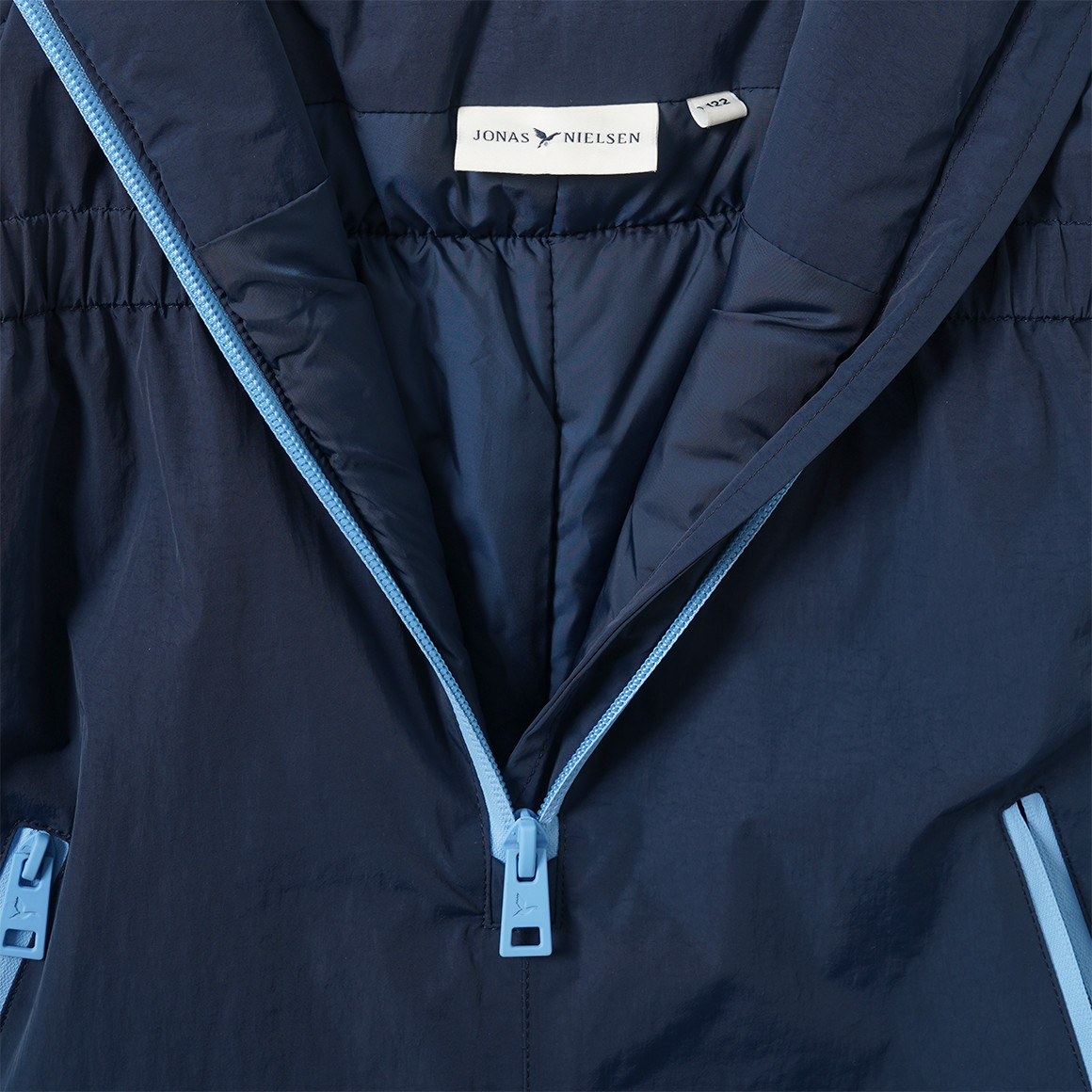 Jungen Schneehose mit elastischen Trägern