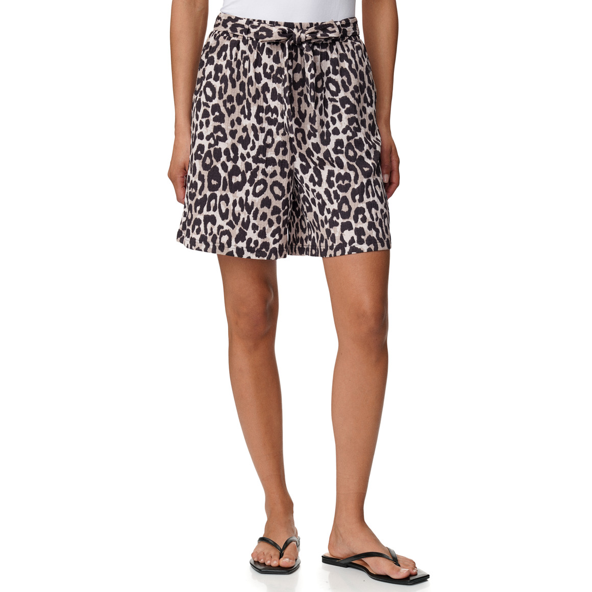 Damen Shorts in Crinkle-Optik