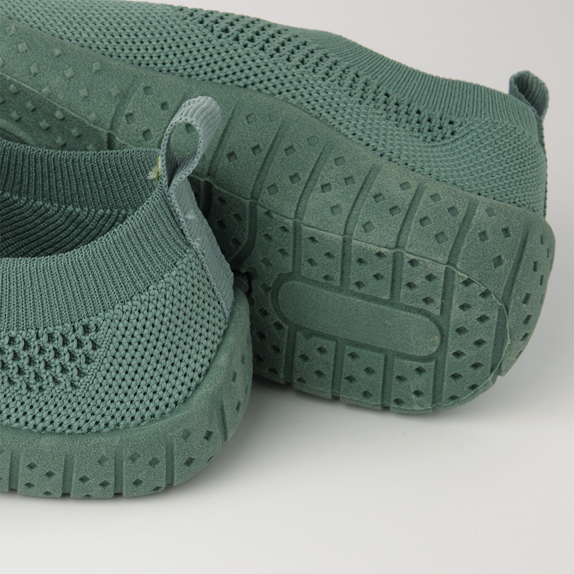 Baby Badeschuhe im Slip-in-Design