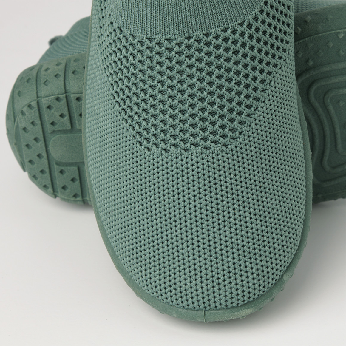 Baby Badeschuhe im Slip-in-Design