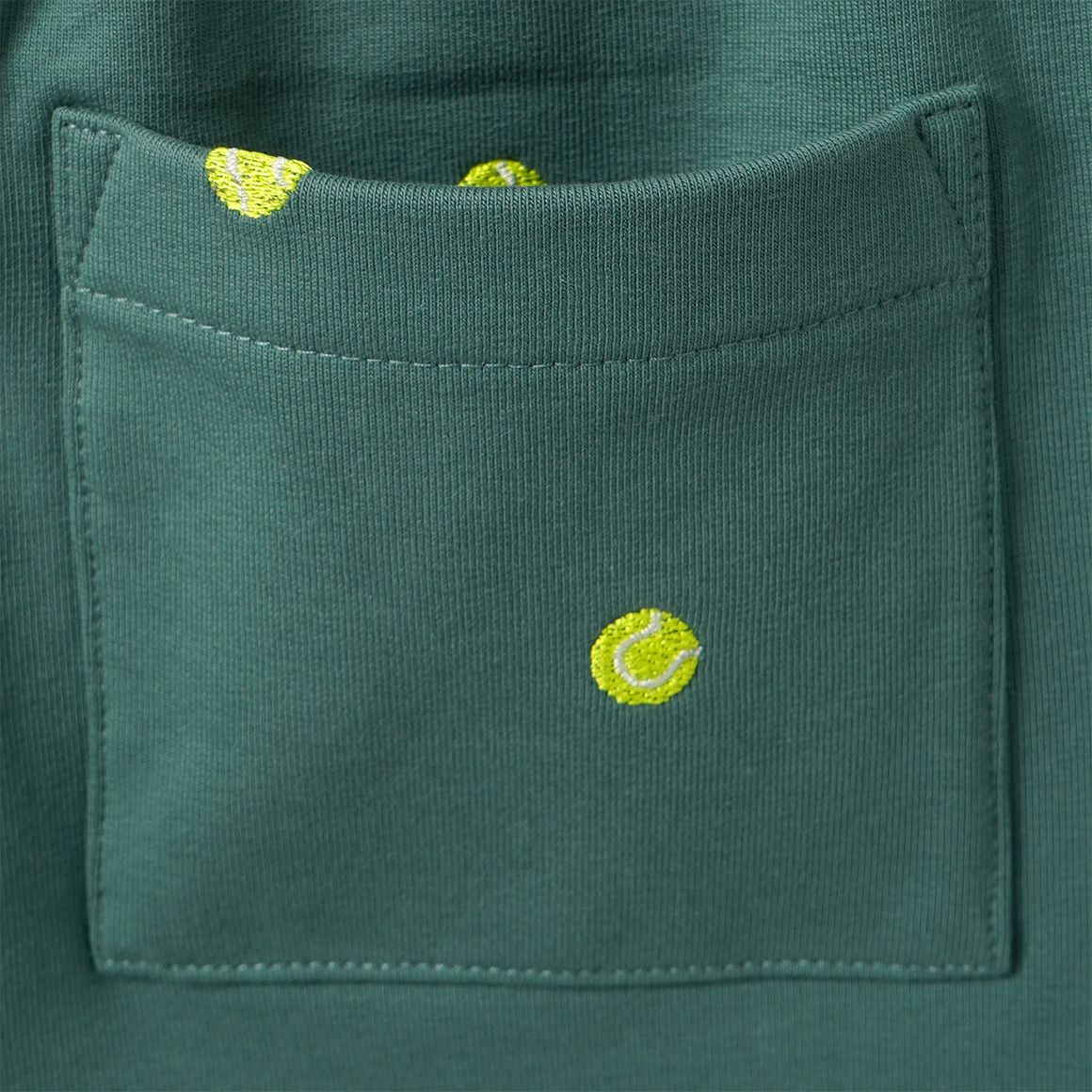 Jungen Joggingshorts mit Tennis-Stickerei