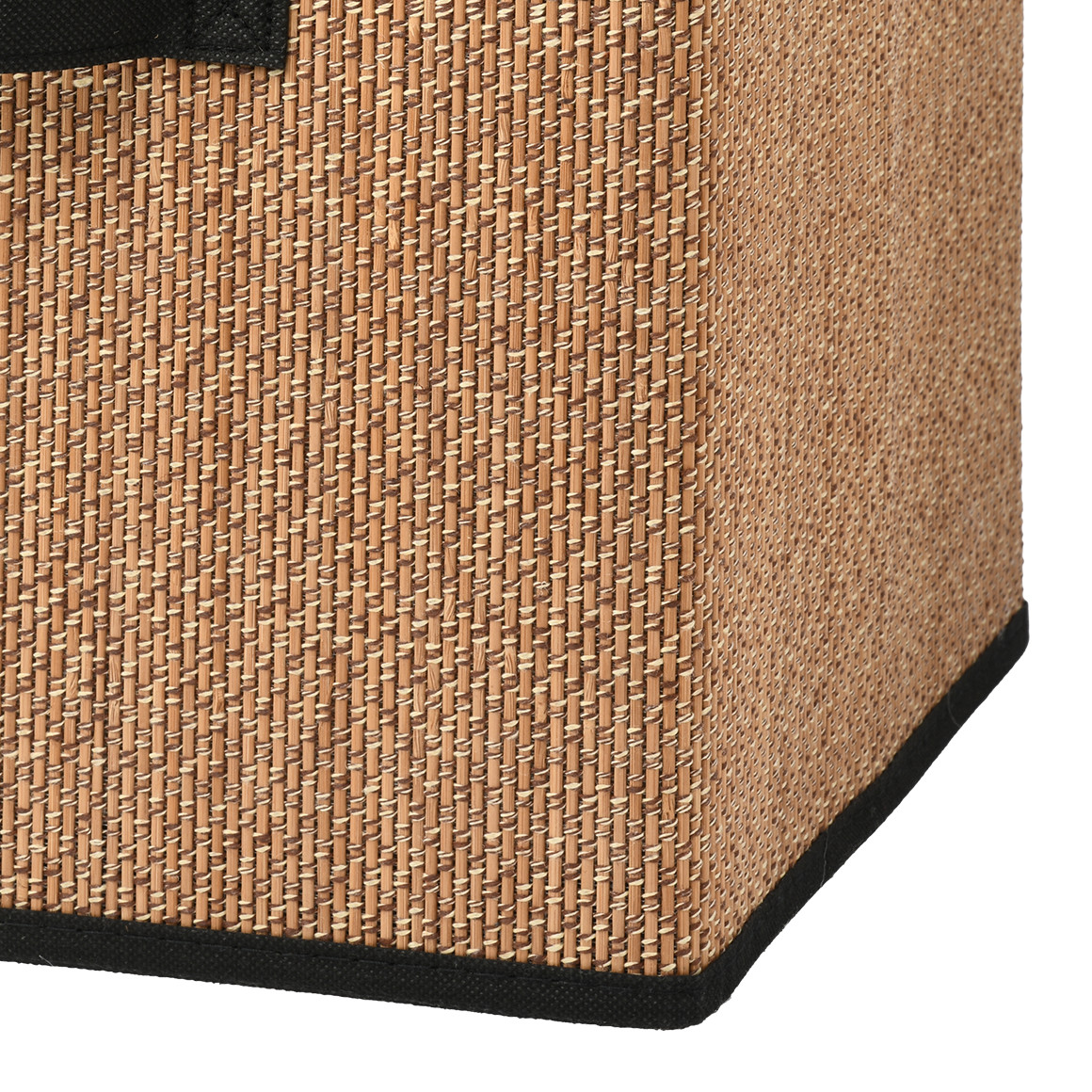 Aufbewahrungskorb mit einem Henkel