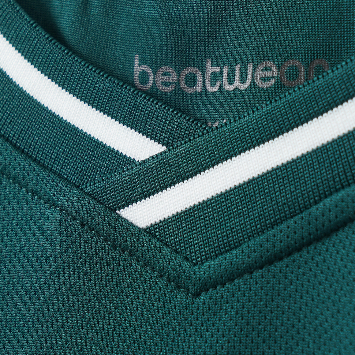 Jungen Sport-T-Shirt im Trikot-Style