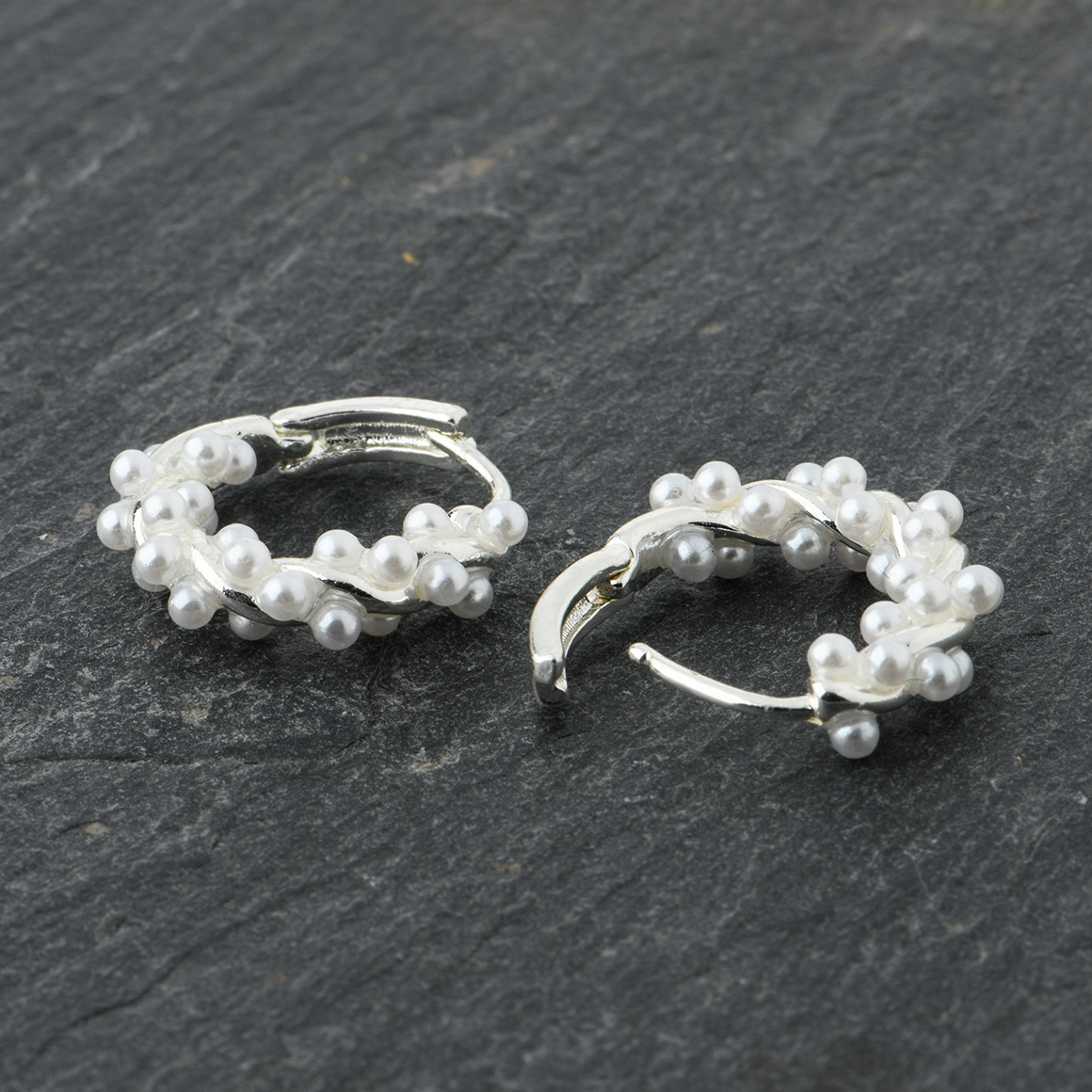 Damen Creolen mit Kunstperlen