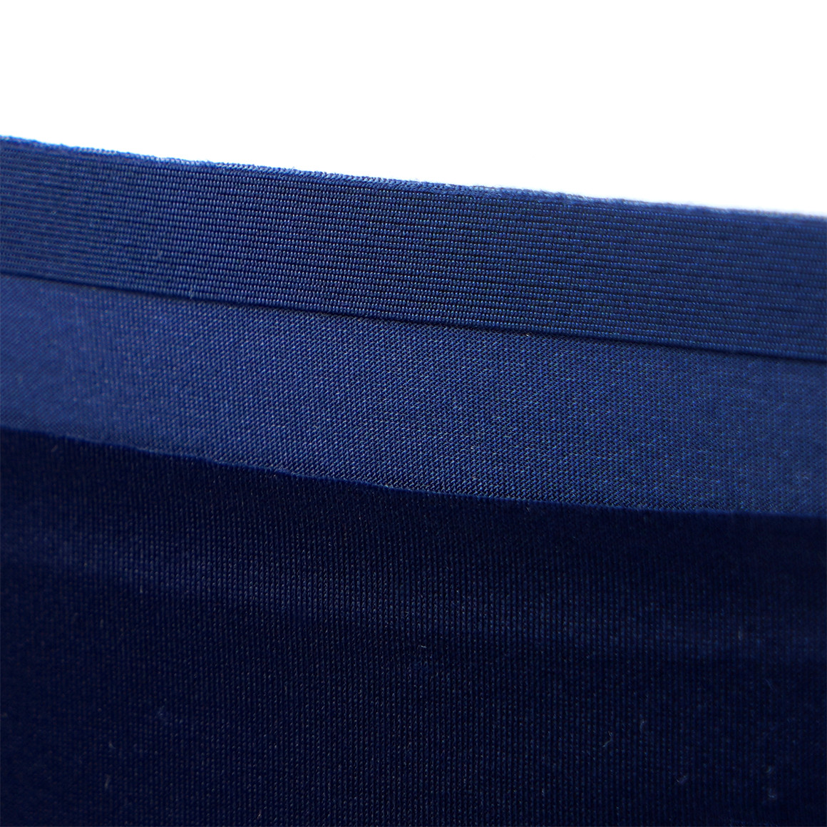 Damen String im Basic-Look