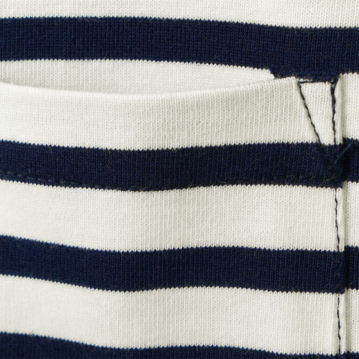 Jungen Langarmshirt mit Brusttasche