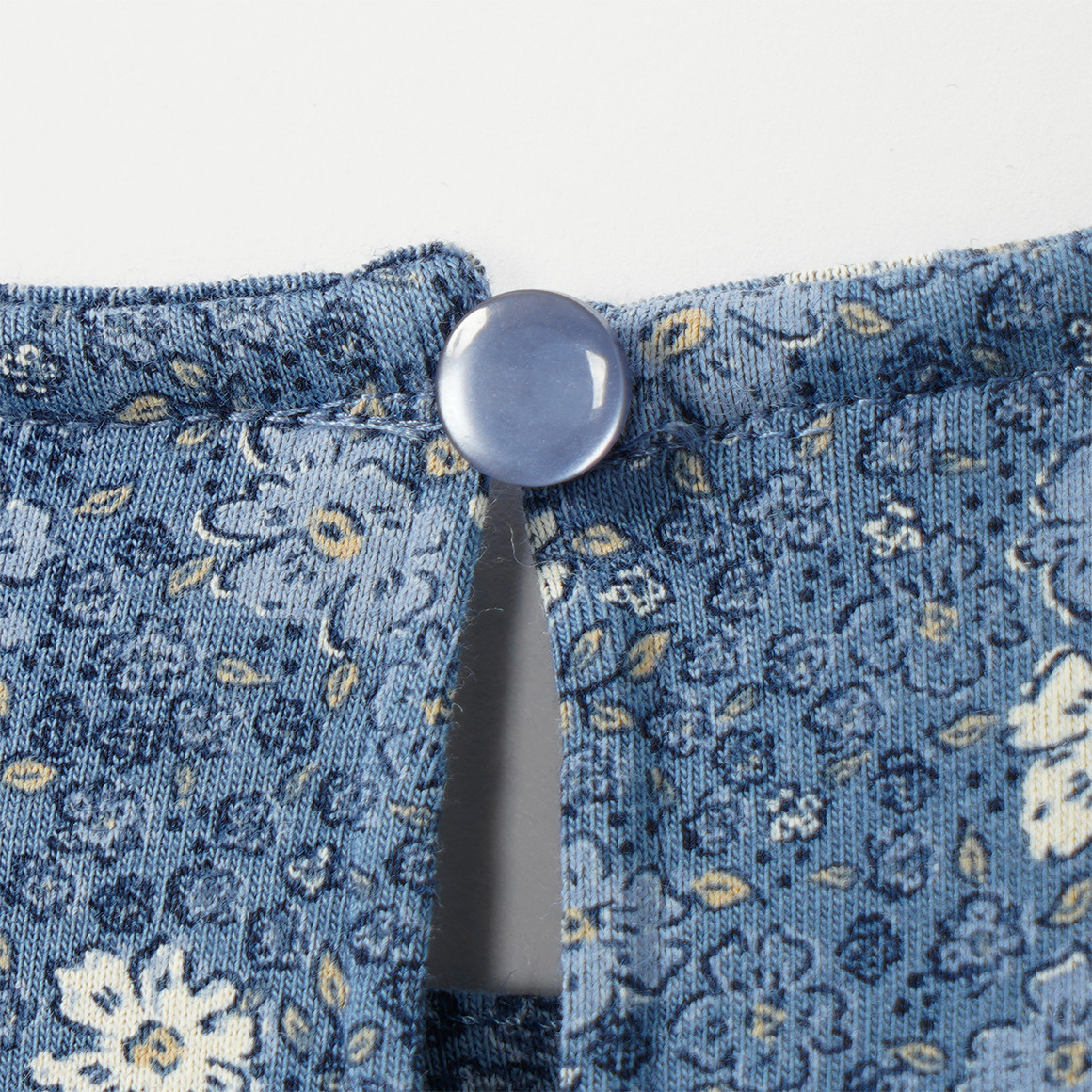 Mädchen Kleid mit Millefleur-Muster