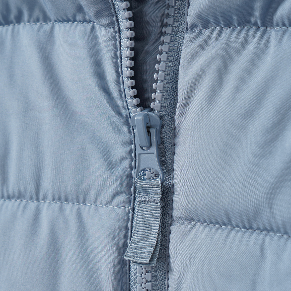 Jungen Steppjacke mit abnehmbarer Kapuze